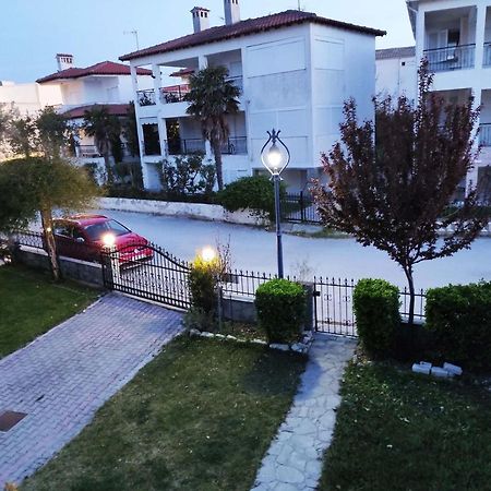 Beach Front Apartment In Pefkochori Dış mekan fotoğraf