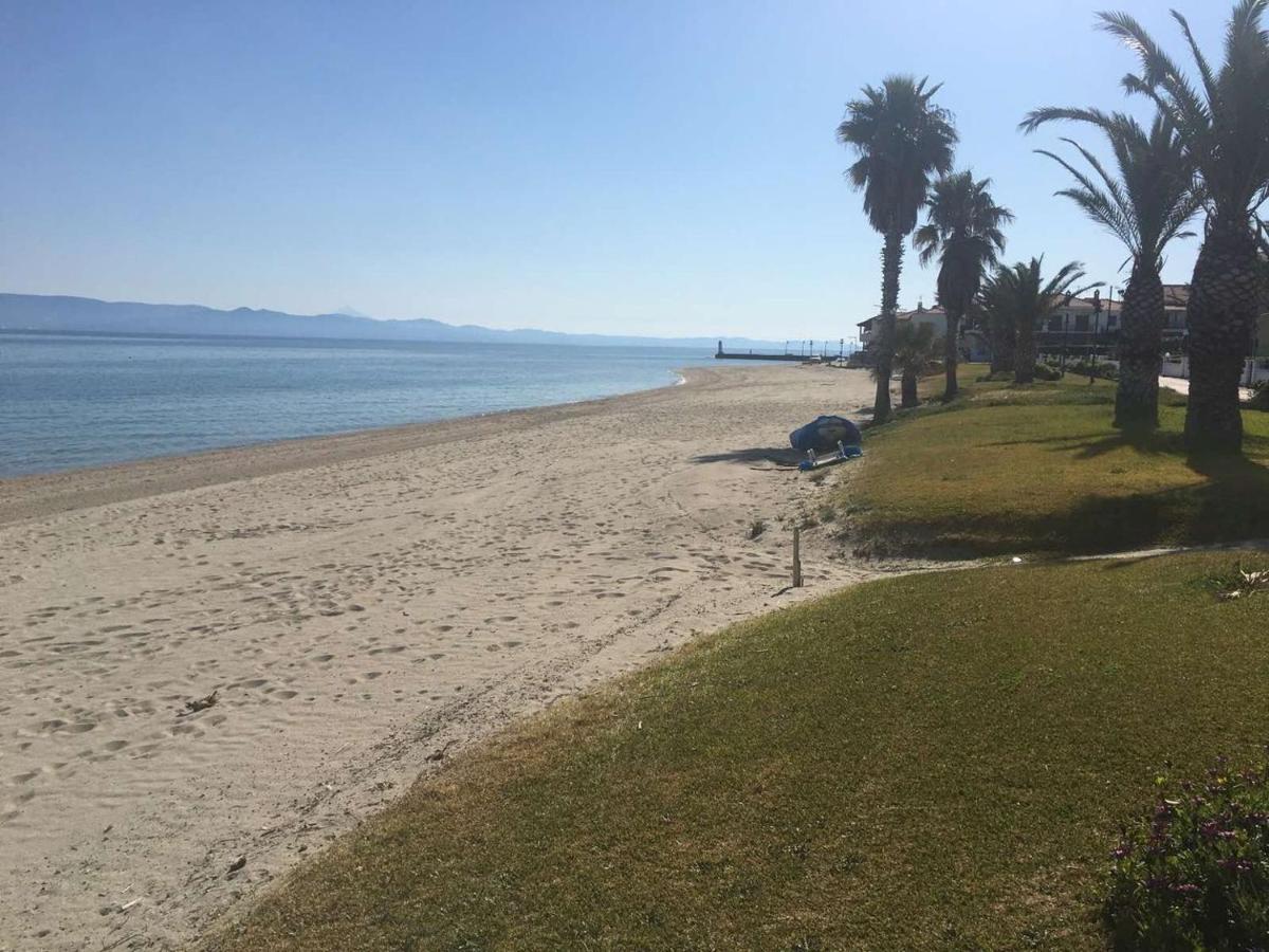 Beach Front Apartment In Pefkochori Dış mekan fotoğraf