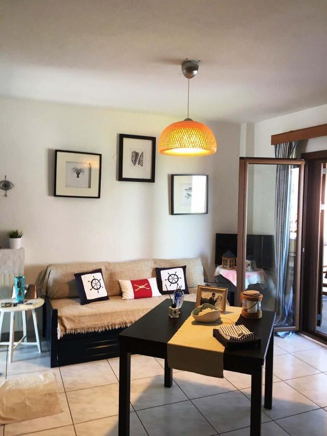 Beach Front Apartment In Pefkochori Dış mekan fotoğraf